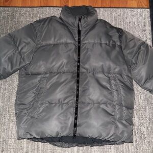 Abercrombie & Fitch Men's Gray Puffer Jacket